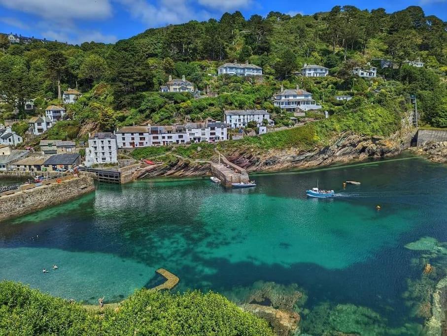 Bijou Coastal Apartment In Polperro With Hot Tub Onsite Parking Downhill Walk To Village Exterior photo