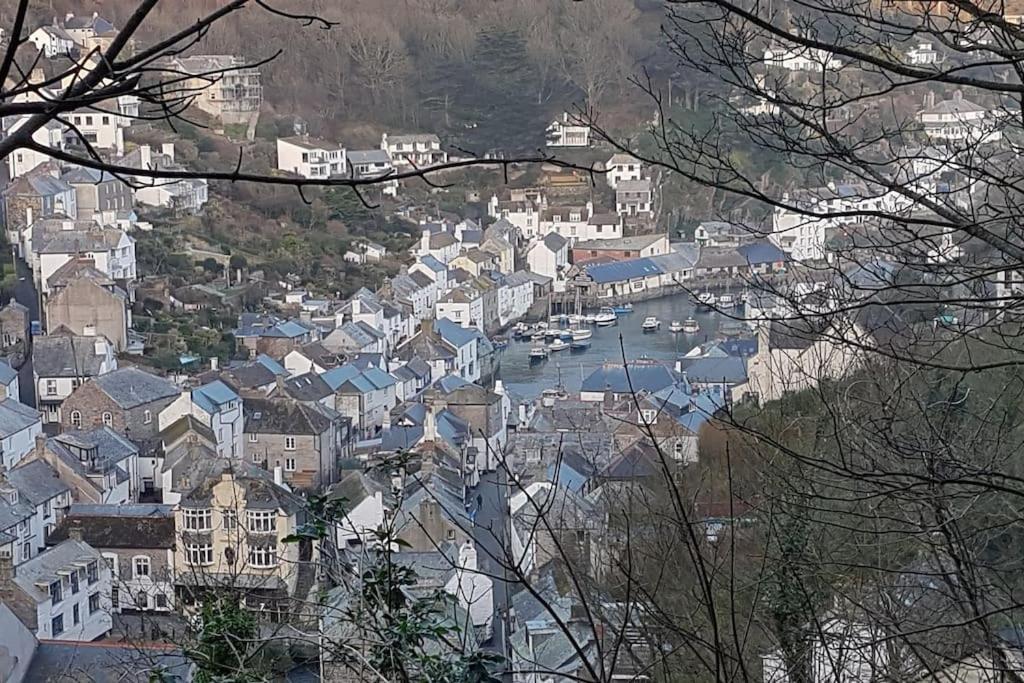 Bijou Coastal Apartment In Polperro With Hot Tub Onsite Parking Downhill Walk To Village Exterior photo