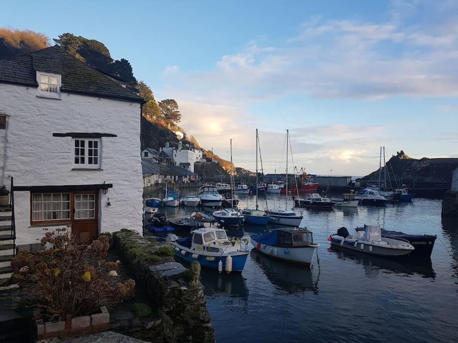 Bijou Coastal Apartment In Polperro With Hot Tub Onsite Parking Downhill Walk To Village Exterior photo